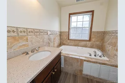 43 Aveonis Court, Fishkill, NY 12524 - Photo 20