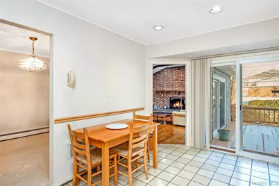 19 Parkdale Drive, Farmingdale, NY 11735 - Photo 16