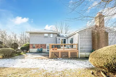 19 Parkdale Drive, Farmingdale, NY 11735 - Photo 28