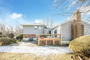 19 Parkdale Dr, Farmingdale, NY 11735 - Photo 28