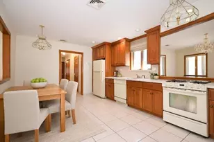 151-52 21st Ave, Whitestone, NY 11357 - Photo 4