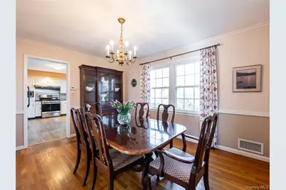 427 Ryder Road, Manhasset, NY 11030 - Photo 8