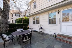 427 Ryder Rd, Manhasset, NY 11030 - Photo 22