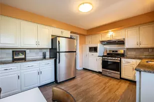 427 Ryder Rd, Manhasset, NY 11030 - Photo 10