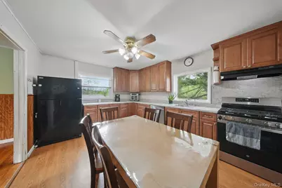 109 Long Lane, Bloomingburg, NY 12721 - Photo 8