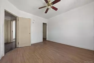 3220 Bayswater Ct, Far Rockaway, NY 11691 - Photo 12