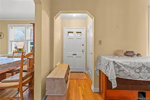 82-18 258th St, Floral Park, NY 11004 - Photo 2