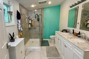 71 Hunter Ln, Centereach, NY 11720 - Photo 6