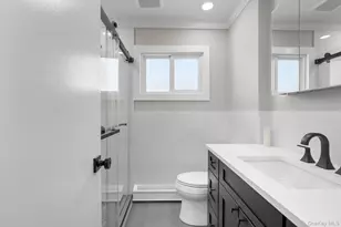 53 Elizabeth Dr, Bethpage, NY 11714 - Photo 16