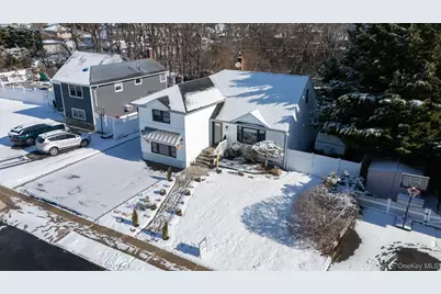 53 Elizabeth Drive, Bethpage, NY 11714 - Photo 36