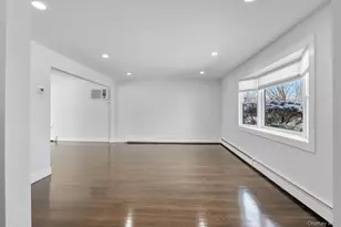 53 Elizabeth Dr, Bethpage, NY 11714 - Photo 4