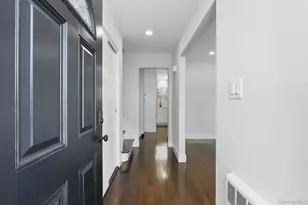 53 Elizabeth Dr, Bethpage, NY 11714 - Photo 8