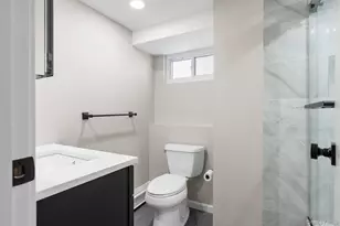 53 Elizabeth Dr, Bethpage, NY 11714 - Photo 32