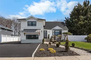 53 Elizabeth Dr, Bethpage, NY 11714 - Photo 4