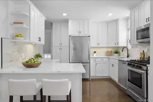 53 Elizabeth Dr, Bethpage, NY 11714 - Photo 10