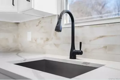 53 Elizabeth Drive, Bethpage, NY 11714 - Photo 16