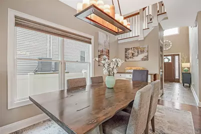 120 Neptune Place, Massapequa, NY 11758 - Photo 6