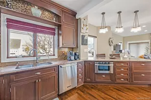 120 Neptune Pl, Massapequa, NY 11758 - Photo 18