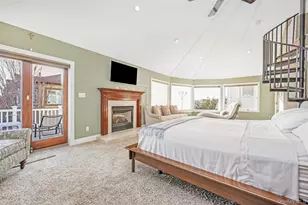 120 Neptune Pl, Massapequa, NY 11758 - Photo 26