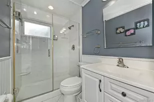 59 Stone Ln, Levittown, NY 11756 - Photo 10