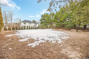 1A Jackson Ave, Hampton Bays, NY 11946 - Photo 10