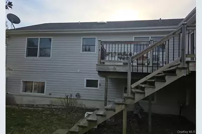 1A Jackson Avenue #A, Hampton Bays, NY 11946 - Photo 8