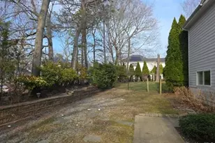 1A Jackson Ave, Hampton Bays, NY 11946 - Photo 4