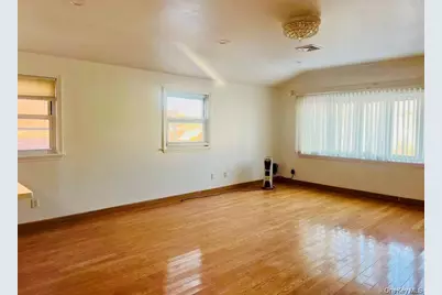 64-48 Cloverdale Boulevard #2nd Fl, Bayside, NY 11364 - Photo 2