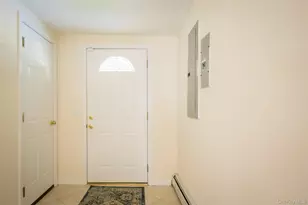 11 7th St, Bayville, NY 11709 - Photo 4