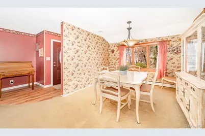 265 S 4th Street, Lindenhurst, NY 11757 - Photo 6