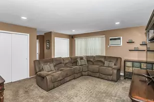 9 Blanche Street St, Plainview, NY 11803 - Photo 16