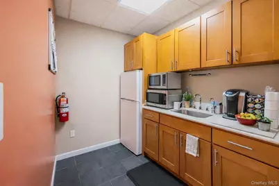 14610 Rockaway Boulevard, Jamaica, NY 11436 - Photo 4