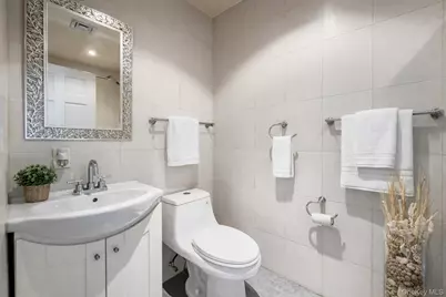 14610 Rockaway Boulevard, Jamaica, NY 11436 - Photo 6