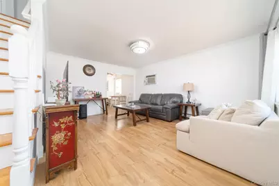 57 Chaffee Avenue, Albertson, NY 11507 - Photo 4