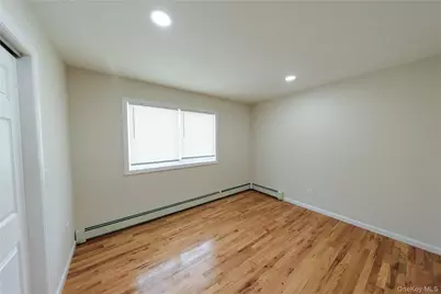 58 Norfleet Lane, Coram, NY 11727 - Photo 8