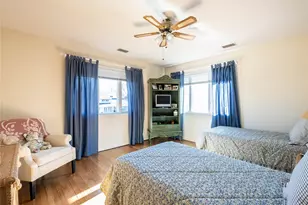 2 Bonnie Lynn Ct, Roslyn, NY 11576 - Photo 18