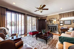 2 Bonnie Lynn Ct, Roslyn, NY 11576 - Photo 8