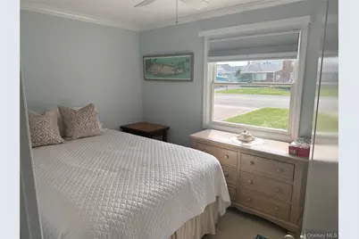 25 Shinnecock Road, East Quogue, NY 11942 - Photo 18