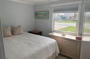 25 Shinnecock Rd, East Quogue, NY 11942 - Photo 18