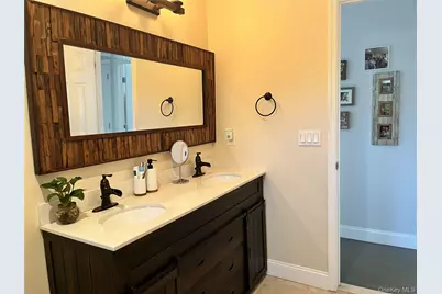 104 19th Street, Wading River, NY 11792 - Photo 18