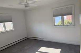 53 Page Dr, Hicksville, NY 11801 - Photo 10