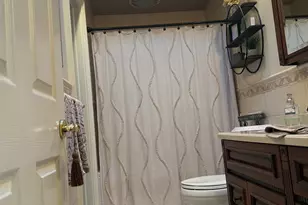 53 Page Dr, Hicksville, NY 11801 - Photo 8