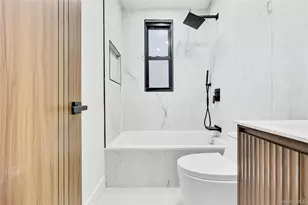 1024 E 226th St, Bronx, NY 10466 - Photo 20