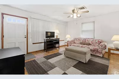 92 Apple Street, Brentwood, NY 11717 - Photo 12