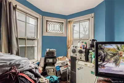 66 W 2nd Street, Mount Vernon, NY 10550 - Photo 18