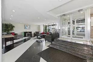 560 W Broadway, Long Beach, NY 11561 - Photo 14