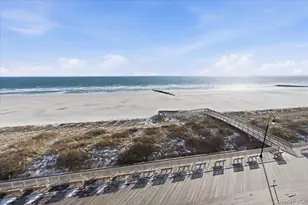 560 W Broadway, Long Beach, NY 11561 - Photo 20