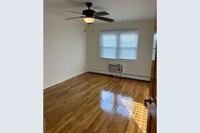 14728 22nd Avenue, Whitestone, NY 11357 - Photo 6