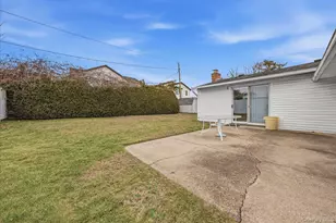 17 Wilson Ln, Bethpage, NY 11714 - Photo 26