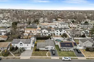 17 Wilson Ln, Bethpage, NY 11714 - Photo 8